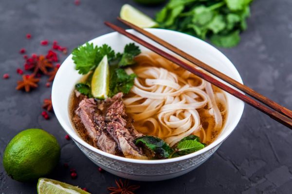 Pho Bo de Vietnam Pho Bo plato de la gastronomía de Vietnam
